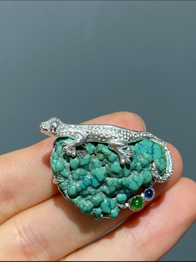 Natural Turquoise Sri Lankan Sapphire Lizard Brooch, Pendant.a one-of-a-kind piece in the world