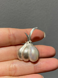 White Freshwater Baroque Pearl Garlic Brooch, Pendant（one of a kind piece in the world）