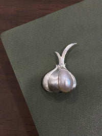 White Freshwater Baroque Pearl Garlic Brooch, Pendant（one of a kind piece in the world）