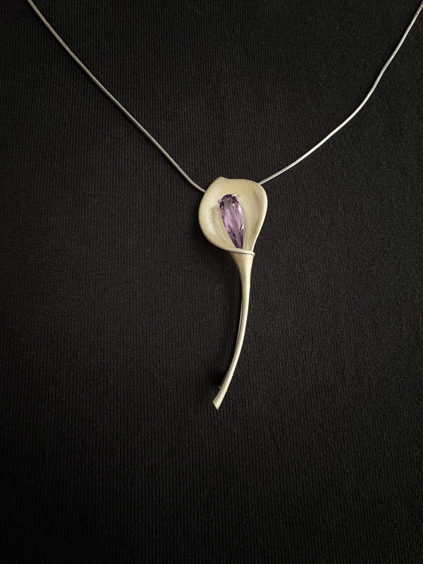 Natural China Amethyst / Smoky Quartz Calla Brooch Pendant