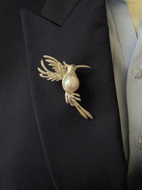 White Freshwater Pearl Sri Lankan Sapphire hummingbird Brooch, Pendant