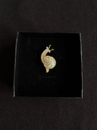 Snail brooch,animal brooch，brooch for women，anniversary gift，gift for her，gift for daughter，gift for children，gift for mom，birthday gift，