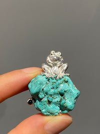 Natural Turquoise Sri Lankan Sapphire Frog Brooch, Pendant.a one-of-a-kind piece in the world