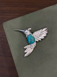 Natural Turquoise Sri Lankan Sapphire Hummingbird Brooch, Pendant（one of a kind piece in the world）