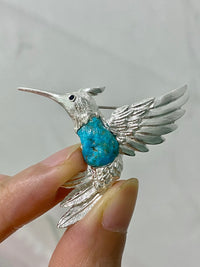 Natural Turquoise Sri Lankan Sapphire Hummingbird Brooch, Pendant（one of a kind piece in the world）