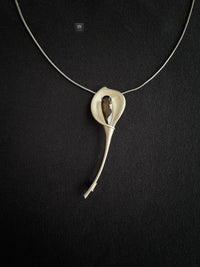 Natural China Amethyst / Smoky Quartz Calla Brooch Pendant